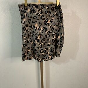 Leopard Print maternity biker shorts size XXl